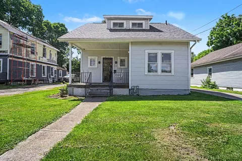 8155 Anthony Wayne Ave, Cincinnati, OH 45216