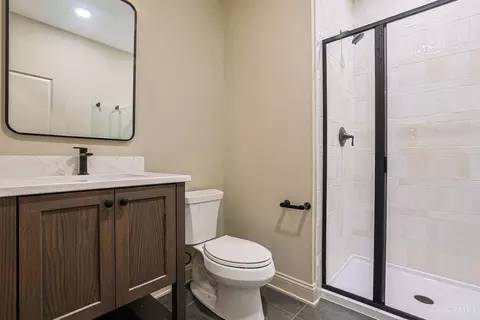 Bath - 7401 Cornell Rd, Montgomery, OH 45242 photo 6 of 11