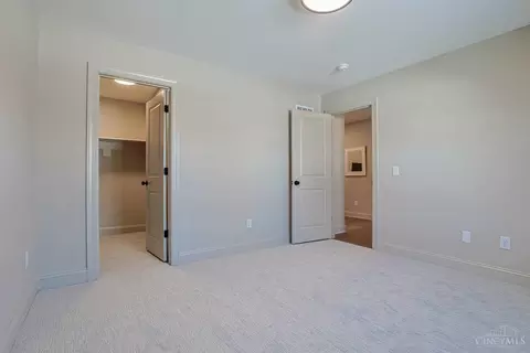 Bedroom - 7401 Cornell Rd, Montgomery, OH 45242 photo 8 of 8