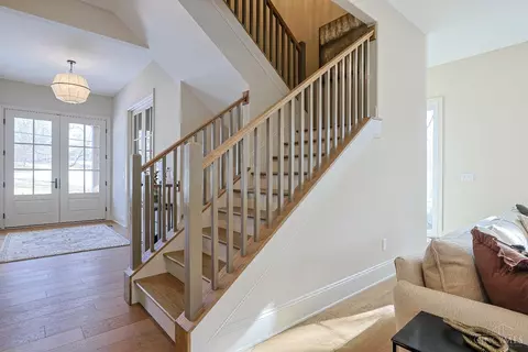 Entry Way - 7401 Cornell Rd, Montgomery, OH 45242 photo 3 of 8