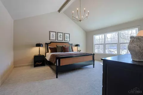 Bedroom - 7401 Cornell Rd, Montgomery, OH 45242 photo 1 of 8