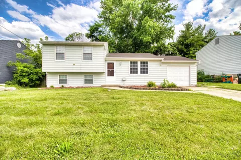820 Laverty Ln, Anderson Twp, OH 45230