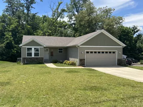 4457 Walnut St, Batavia, OH 45103