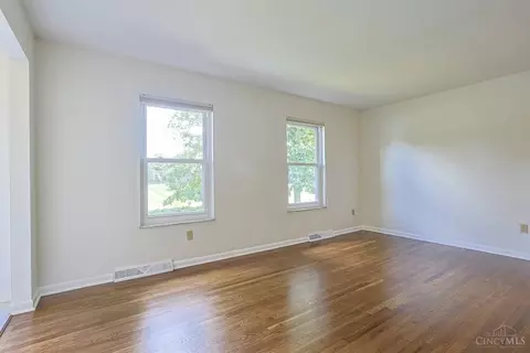 Living - 10639 Weil Rd, Montgomery, OH 45249 photo 1 of 8