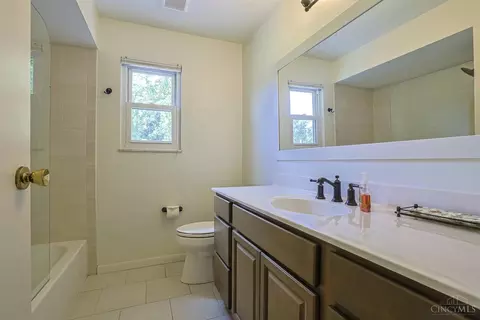 Bath - 10639 Weil Rd, Montgomery, OH 45249 photo 4 of 4