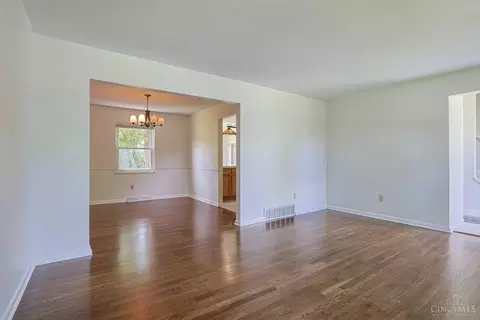 Living - 10639 Weil Rd, Montgomery, OH 45249 photo 4 of 8