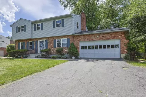Exterior - 10639 Weil Rd, Montgomery, OH 45249 photo 2 of 11