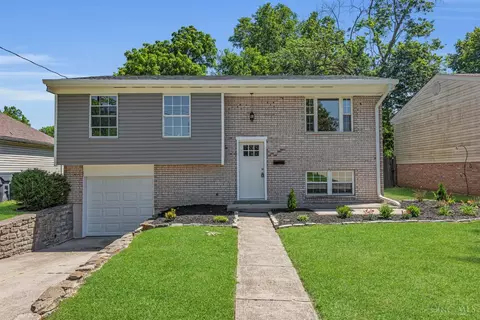 6826 Parkland Ave, Cincinnati, OH 45233