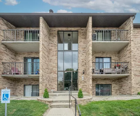 541 Davis Rd, Cincinnati, OH 45255