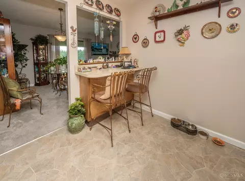 Dining - 541 Davis Rd, Cincinnati, OH 45255 photo 2 of 2