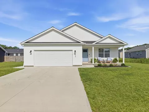 112 Ella Rose Dr, Mount Orab, OH 45154