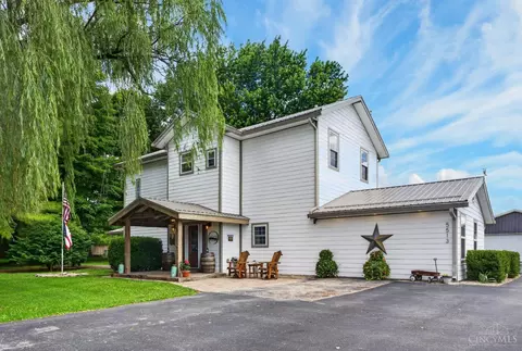 5513 New Vienna Rd, New Vienna, OH 45159