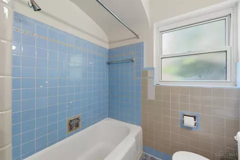 Bath - 3032 Boudinot Ave, Cincinnati, OH 45238 photo 2 of 3