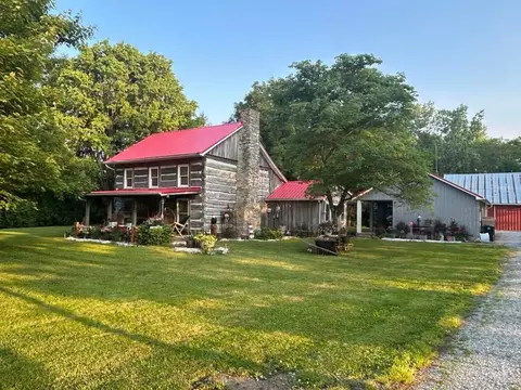 5925 State Route 138, Hillsboro, OH 45133