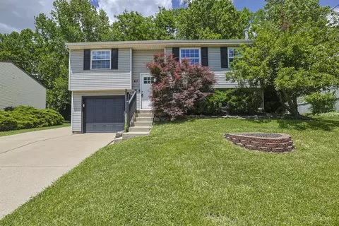417 Westgate Dr, Cleves, OH 45002