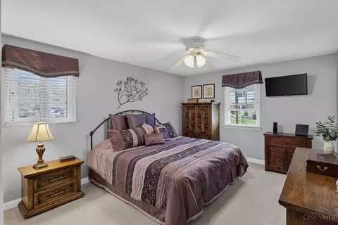 Bedroom - 5508 Cleander Dr, Cincinnati, OH 45238 photo 1 of 7