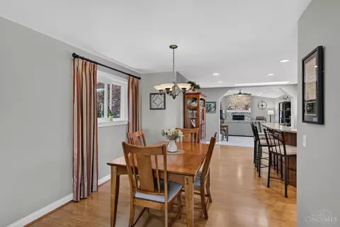 Dining - 5508 Cleander Dr, Cincinnati, OH 45238 photo 1 of 3