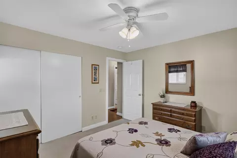 Bedroom - 5508 Cleander Dr, Cincinnati, OH 45238 photo 6 of 7