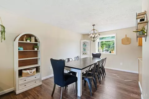Dining - 4213 Highlander Ct, Cincinnati, OH 45245 photo 2 of 5