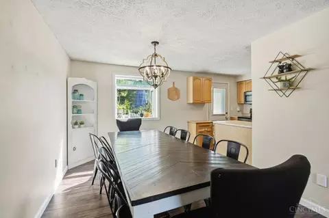 Dining - 4213 Highlander Ct, Cincinnati, OH 45245 photo 3 of 5