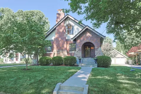3711 Petoskey Ave, Mariemont, OH 45227