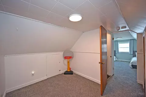 Entry Way - 1141 Morado Dr, Cincinnati, OH 45238 photo 3 of 3