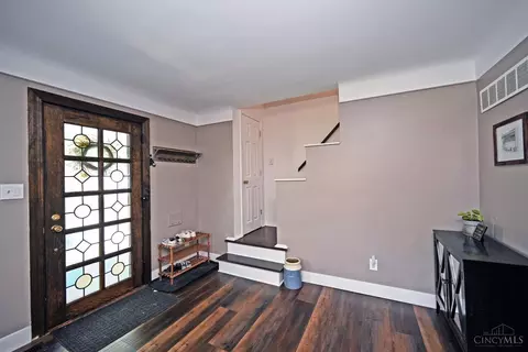 Entry Way - 1141 Morado Dr, Cincinnati, OH 45238 photo 1 of 3