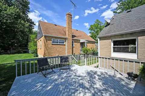 Exterior - 1141 Morado Dr, Cincinnati, OH 45238 photo 6 of 13