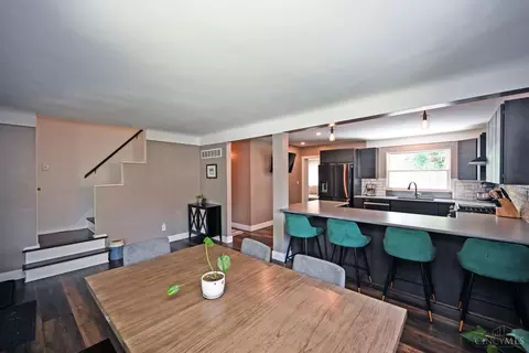 Dining - 1141 Morado Dr, Cincinnati, OH 45238 photo 2 of 2