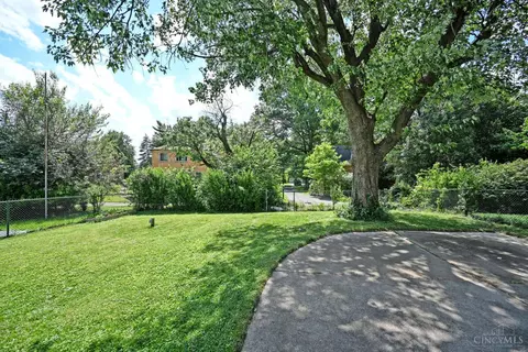 Exterior - 1141 Morado Dr, Cincinnati, OH 45238 photo 10 of 13