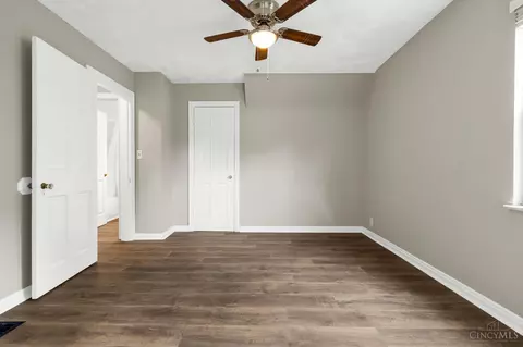 Bedroom - 3766 Dunkirk St, Cincinnati, OH 45220 photo 2 of 4