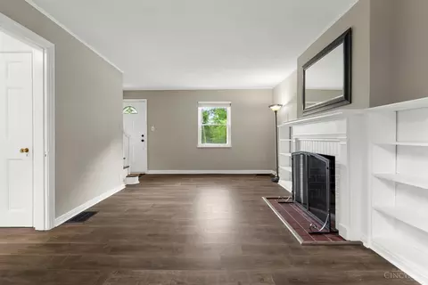 Living - 3766 Dunkirk St, Cincinnati, OH 45220 photo 3 of 3
