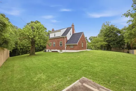 Exterior - 3766 Dunkirk St, Cincinnati, OH 45220 photo 6 of 7