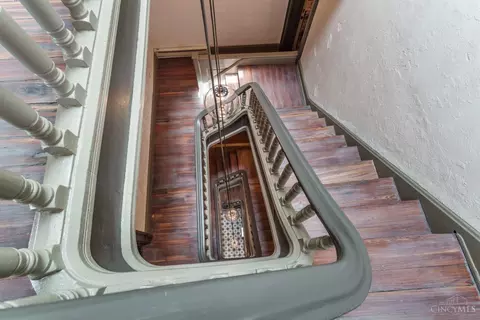 Entry Way - 1420 Elm St, Cincinnati, OH 45202 photo 1 of 3