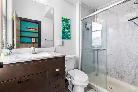 Bath - 1420 Elm St, Cincinnati, OH 45202 photo 2 of 3