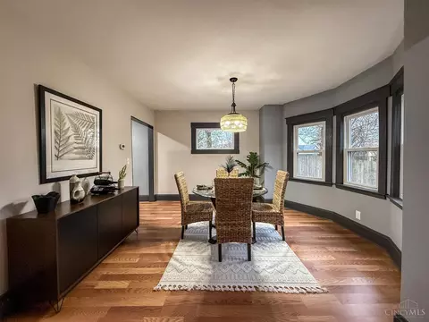 Dining - 4849 Prosperity Pl, Cincinnati, OH 45238 photo 1 of 3