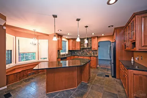 1020 Galbraith Rd, Cincinnati, OH 45231 photo 23