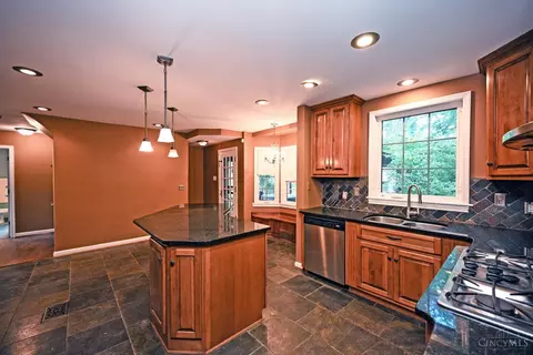 1020 Galbraith Rd, Cincinnati, OH 45231 photo 19