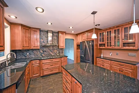 1020 Galbraith Rd, Cincinnati, OH 45231 photo 21