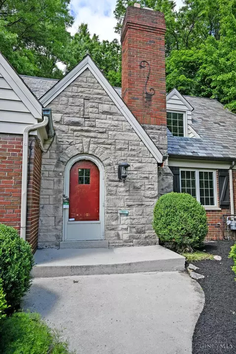 1020 Galbraith Rd, Cincinnati, OH 45231 photo 8
