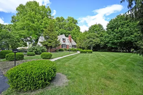 1020 Galbraith Rd, Cincinnati, OH 45231 photo 3