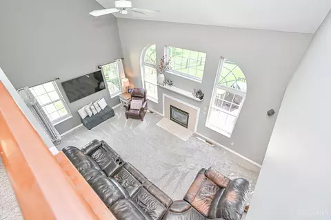 8195 Jordan Ridge Dr, Cleves, OH 45002