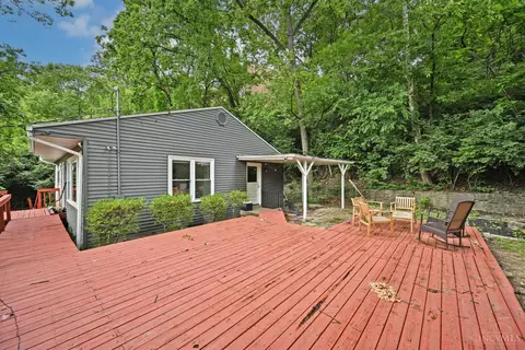 2881 Marshall Ave, Cincinnati, OH 45225