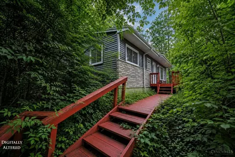 2881 Marshall Ave, Cincinnati, OH 45225