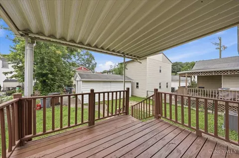 Exterior - 231 Walnut St, Reading, OH 45215 photo 6 of 10
