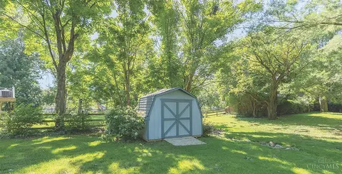 Exterior - 8134 Saddleback Pl, Maineville, OH 45039 photo 6 of 6