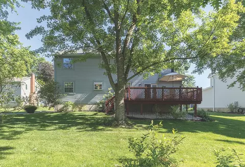 Exterior - 8134 Saddleback Pl, Maineville, OH 45039 photo 4 of 6