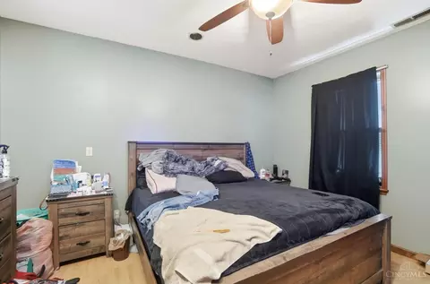 Bedroom - 243 Vine St, Reading, OH 45215 photo 4 of 4