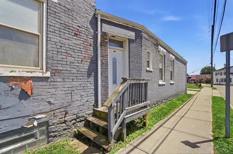 Exterior - 243 Vine St, Reading, OH 45215 photo 2 of 10