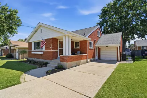 7824 Colton Ln, Deer Park, OH 45236